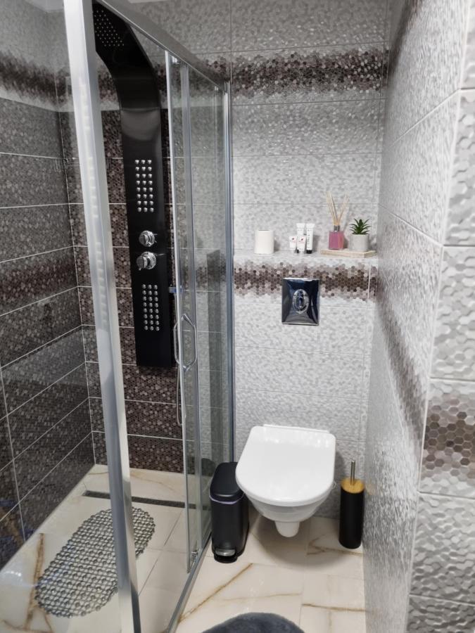 Luxury Apartments 바커우 외부 사진