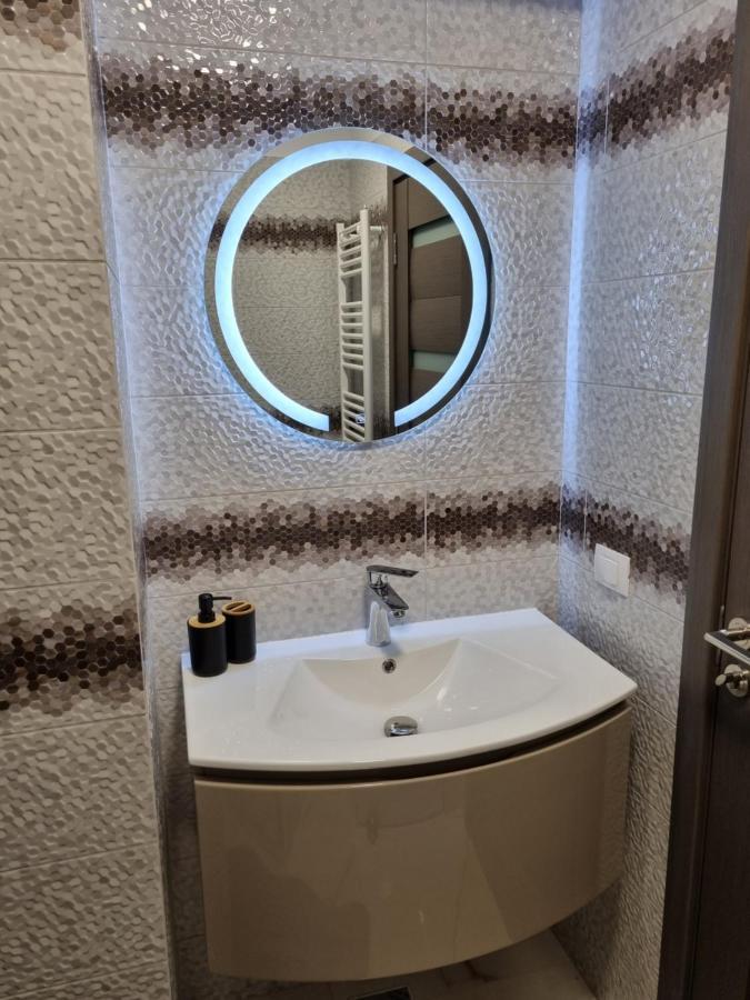 Luxury Apartments 바커우 외부 사진
